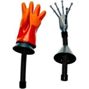 Cimdu adapteris ar sarkanu gumijas cimdu un metāla žāvētāja daļu, elastīga forma un melna caurule.