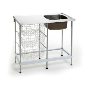 Nimo NB 1000 izlietne ar nerūsējošā tērauda virsmu, metāla rāmi un vienu brūnu izlietni. Iekārtai ir grozi sānos.